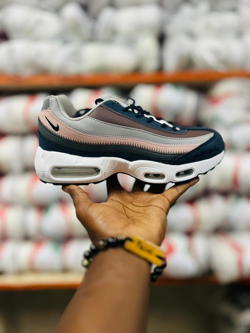 Nike air max 95 essential